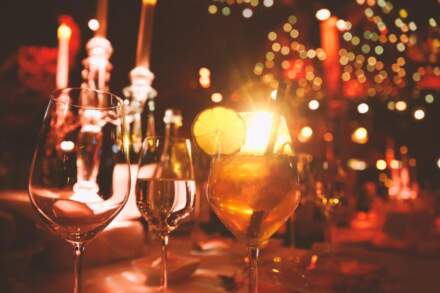 ¿Es posible reservar asientos en el Moulin Rouge?